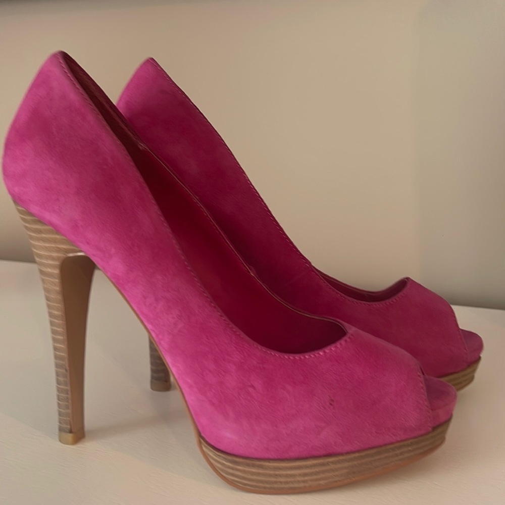 Steve Madden open toe pumps
